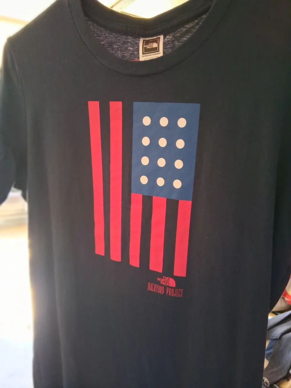The North Face Navy Tshirt - Picture 2 of 4